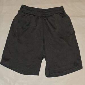 Athletic Works Boys Gray Shorts S (6-7)